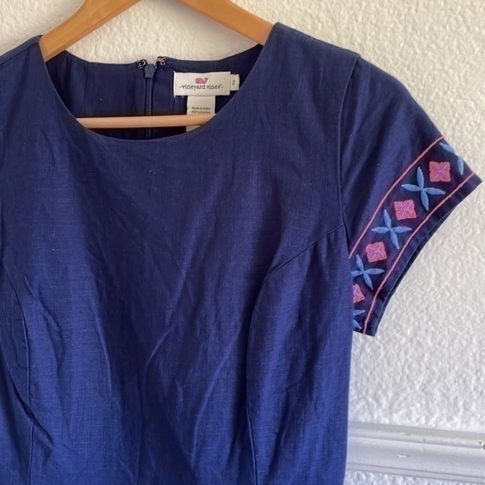 Vineyard vines navy embroidered dress - Picture 2 of 6